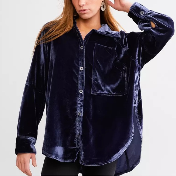 Free People Tops - NWOT Free People Night Skies Velvet Blouse, size small